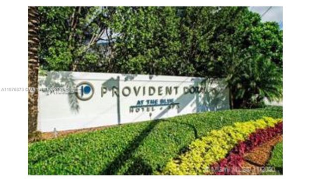 5300 NW 87th Ave 703, Doral, FL 33178