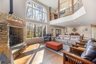 701 Chalupsky Avenue SE, New Prague, MN 56071