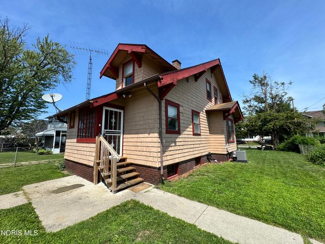 4203 Berwick Avenue, Toledo, OH 43612