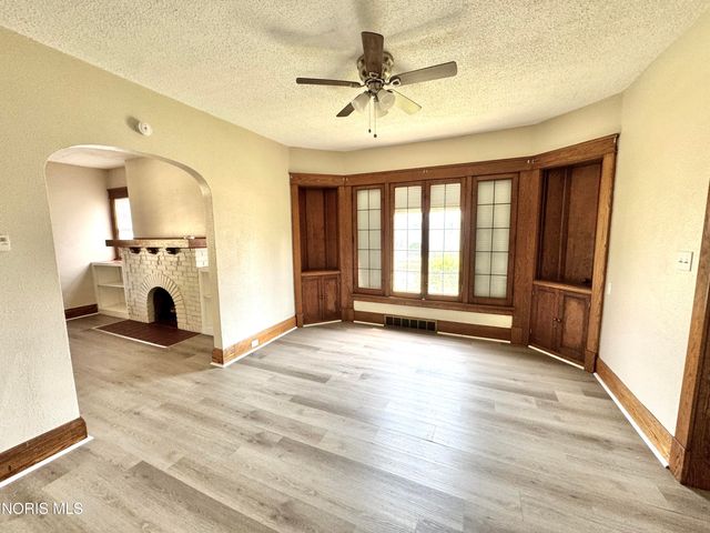4203 Berwick Avenue, Toledo, OH 43612