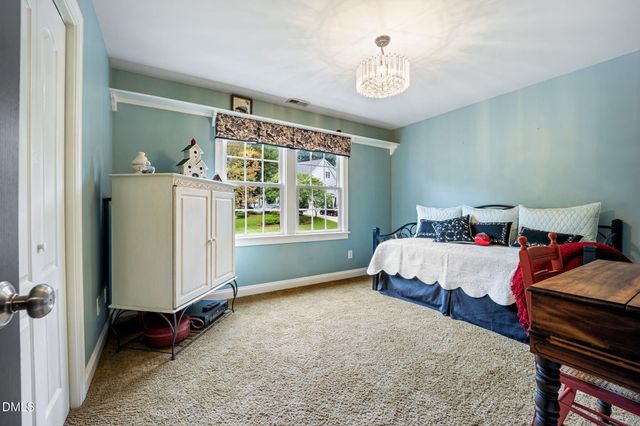 317 Sunset Grove Drive, Holly Springs, NC 27540