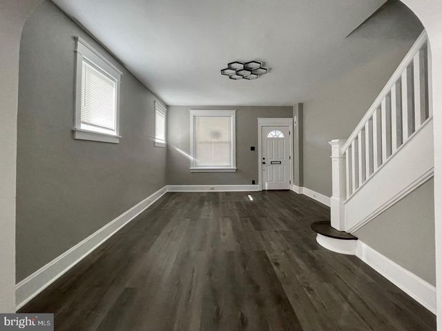 1709 SYCAMORE ST, Harrisburg, PA 17104