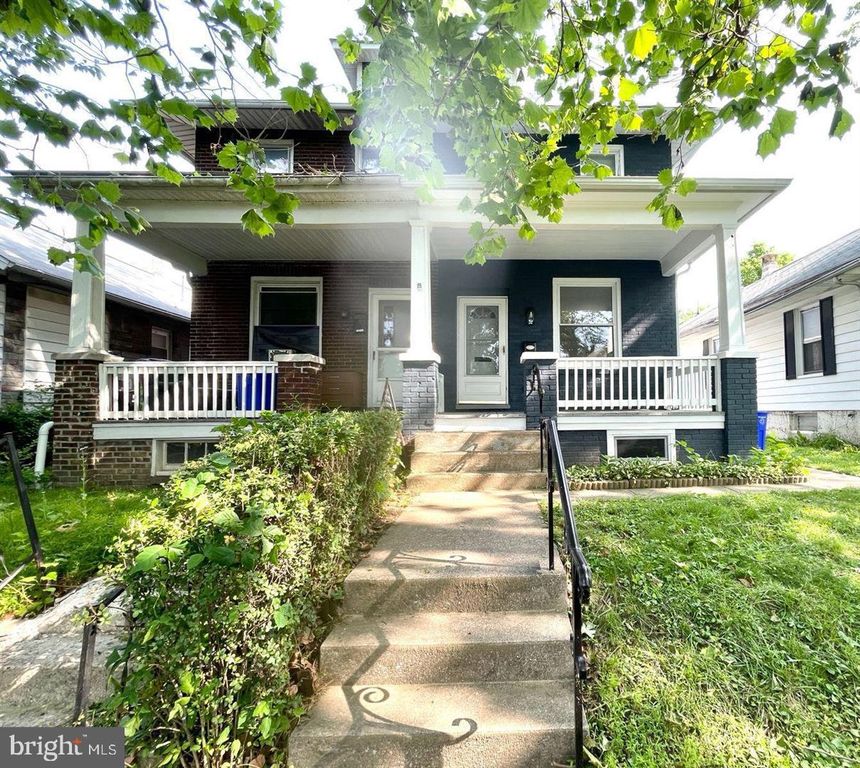 1709 SYCAMORE ST, Harrisburg, PA 17104