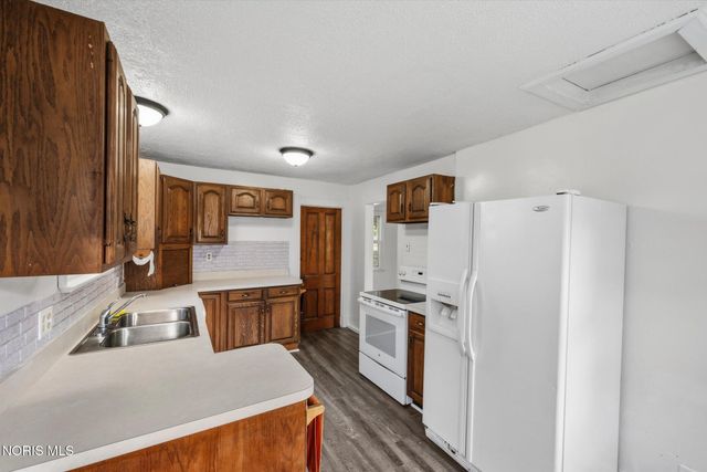 3148 Glanzman Road, Toledo, OH 43614