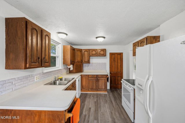 3148 Glanzman Road, Toledo, OH 43614