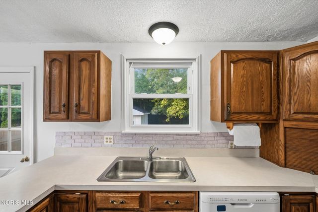 3148 Glanzman Road, Toledo, OH 43614