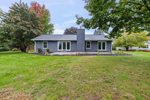 5589 Kengary COURT, Slinger, WI 53086