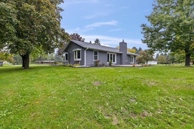5589 Kengary COURT, Slinger, WI 53086