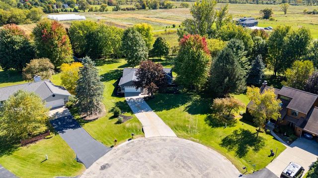 5589 Kengary COURT, Slinger, WI 53086
