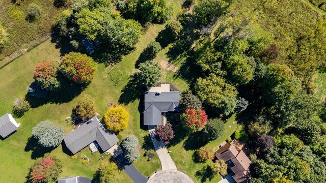 5589 Kengary COURT, Slinger, WI 53086