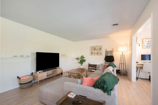 68570 Morton Drive 206, Edwardsburg, MI 49112