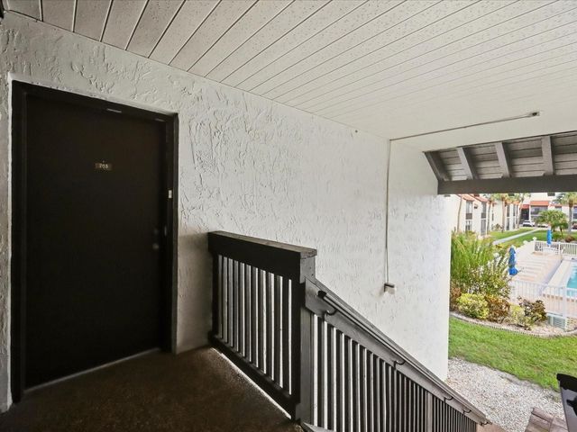 3269 BENEVA ROAD 203, Sarasota, FL 34232