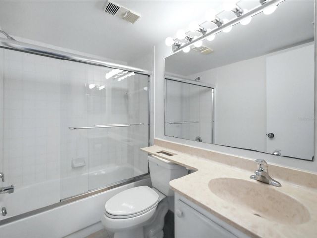 3269 BENEVA ROAD 203, Sarasota, FL 34232
