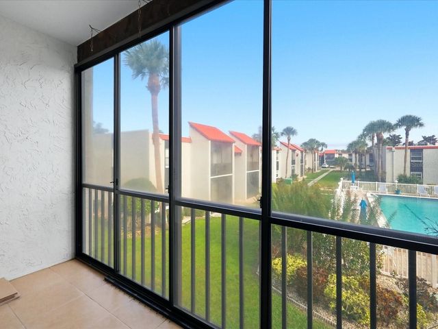 3269 BENEVA ROAD 203, Sarasota, FL 34232