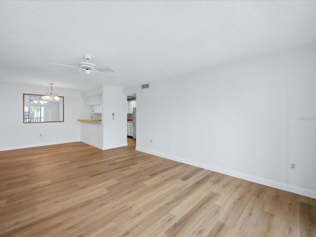 3269 BENEVA ROAD 203, Sarasota, FL 34232