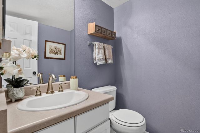13200 Elizabeth Street, Thornton, CO 80241
