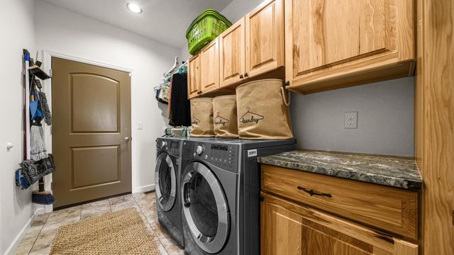 223 Eagle Ridge Drive, Parachute, CO 81635