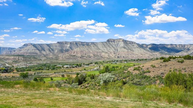 223 Eagle Ridge Drive, Parachute, CO 81635