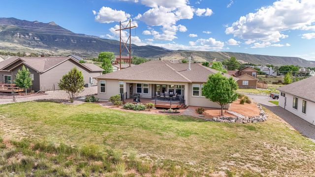 223 Eagle Ridge Drive, Parachute, CO 81635