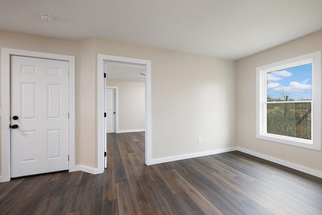 2469 W Brook Ridge Street, Springfield, MO 65803