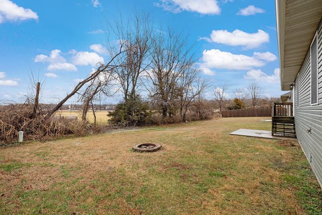 2469 W Brook Ridge Street, Springfield, MO 65803