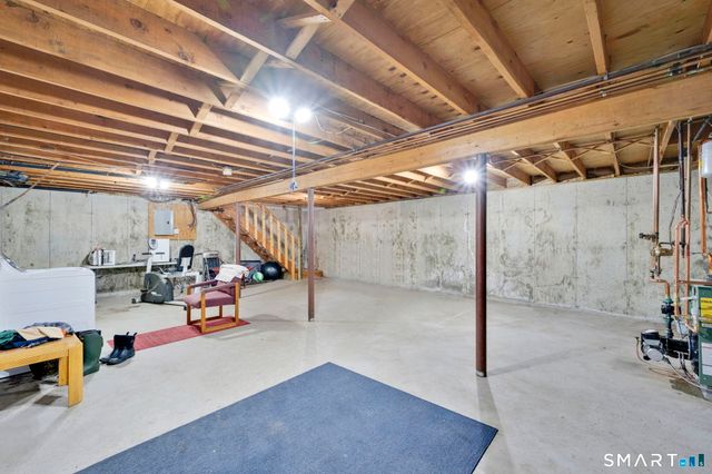 13 Nipmuck Road, Willington, CT 06279