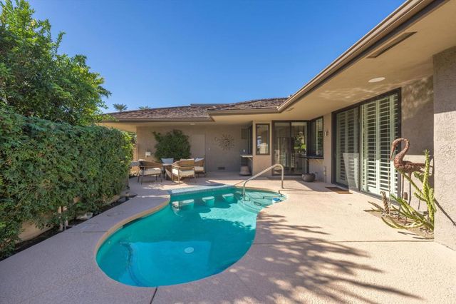 2 Whittier Court, Rancho Mirage, CA 92270