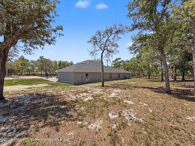 18354 Monteverde Drive, Shady Hills, FL 34610