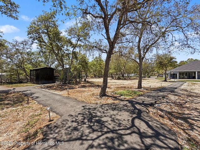 18354 Monteverde Drive, Shady Hills, FL 34610