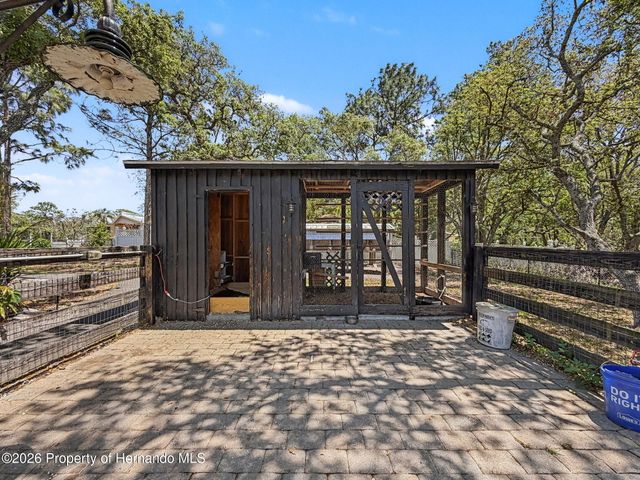 18354 Monteverde Drive, Shady Hills, FL 34610