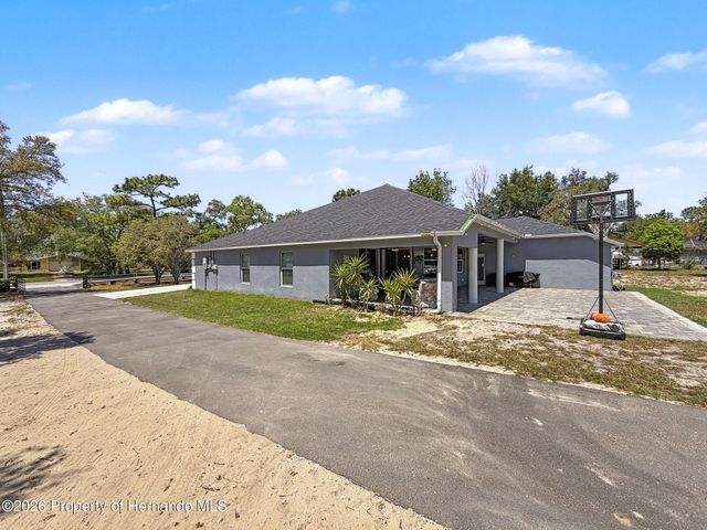 18354 Monteverde Drive, Shady Hills, FL 34610
