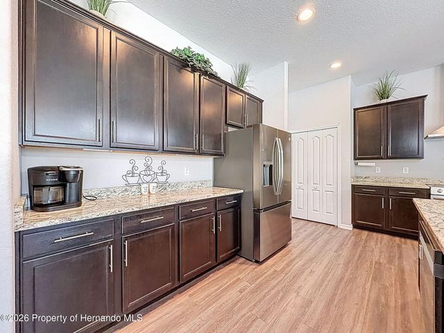 18354 Monteverde Drive, Shady Hills, FL 34610