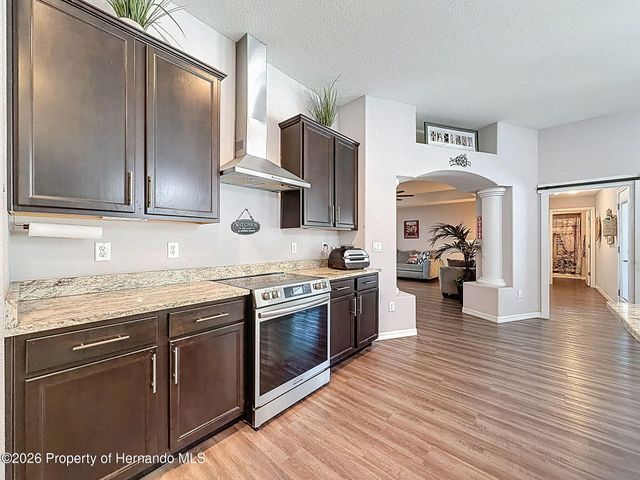 18354 Monteverde Drive, Shady Hills, FL 34610