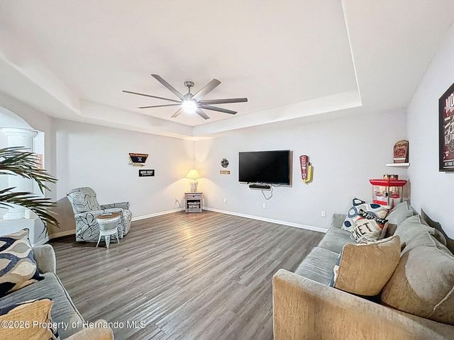 18354 Monteverde Drive, Shady Hills, FL 34610