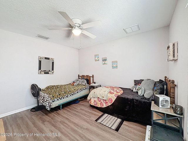 18354 Monteverde Drive, Shady Hills, FL 34610