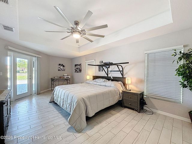 18354 Monteverde Drive, Shady Hills, FL 34610