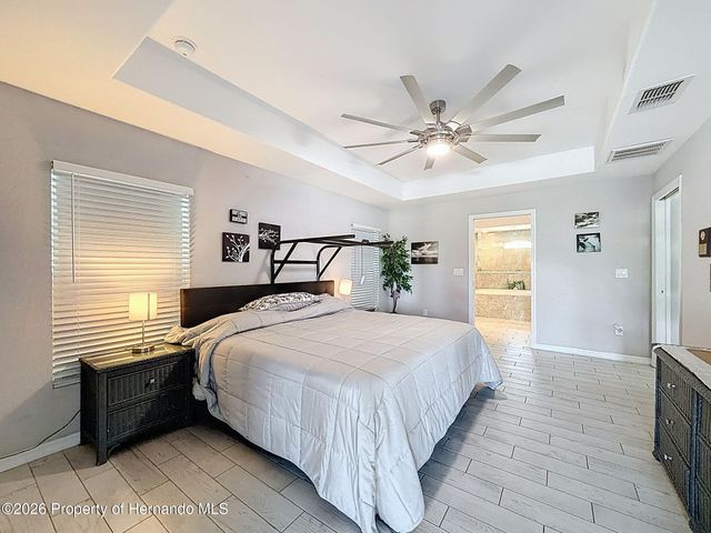 18354 Monteverde Drive, Shady Hills, FL 34610