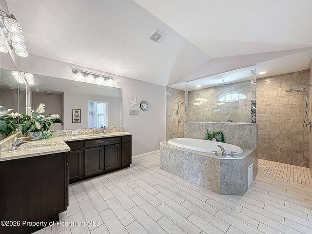 18354 Monteverde Drive, Shady Hills, FL 34610