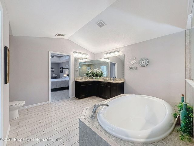 18354 Monteverde Drive, Shady Hills, FL 34610