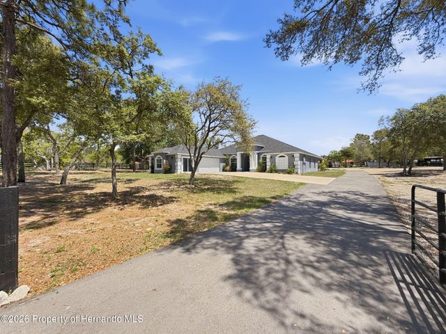 18354 Monteverde Drive, Shady Hills, FL 34610