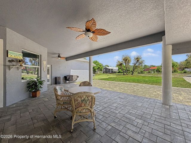 18354 Monteverde Drive, Shady Hills, FL 34610