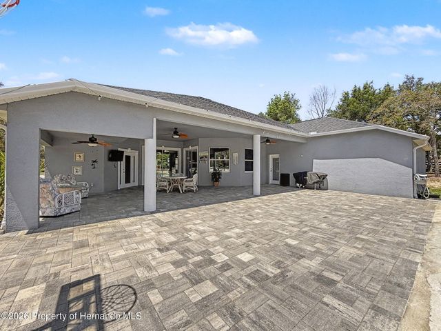 18354 Monteverde Drive, Shady Hills, FL 34610