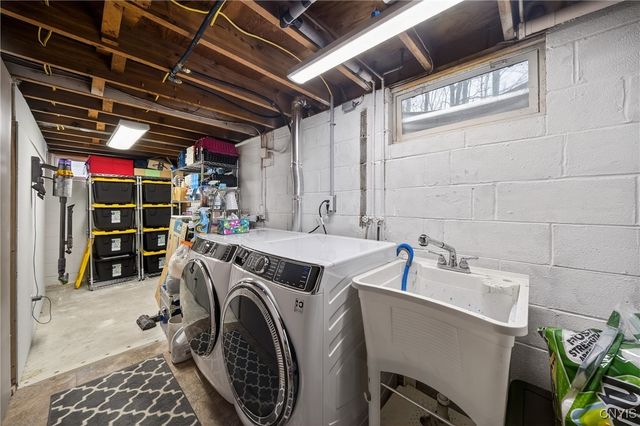 6 Bilmar Circle, Camillus, NY 13031