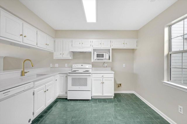 6721 Hickory Trace Circle, Chattanooga, TN 37421