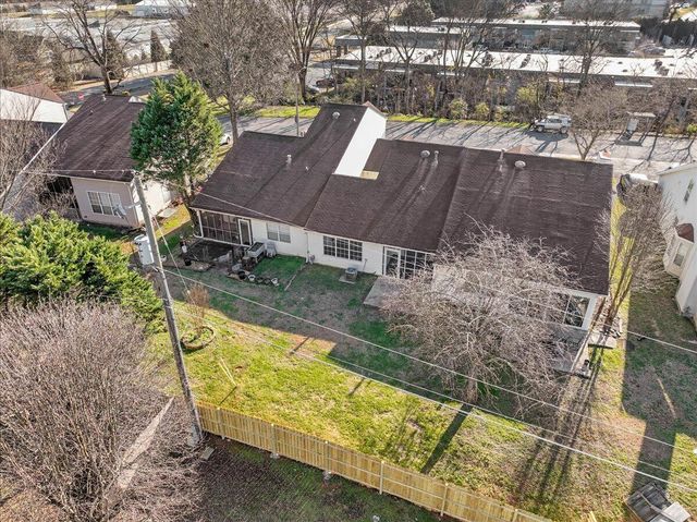 6721 Hickory Trace Circle, Chattanooga, TN 37421