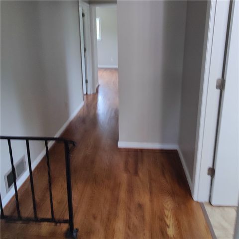 1016 Deer Creek Circle, West Carrollton, OH 45449