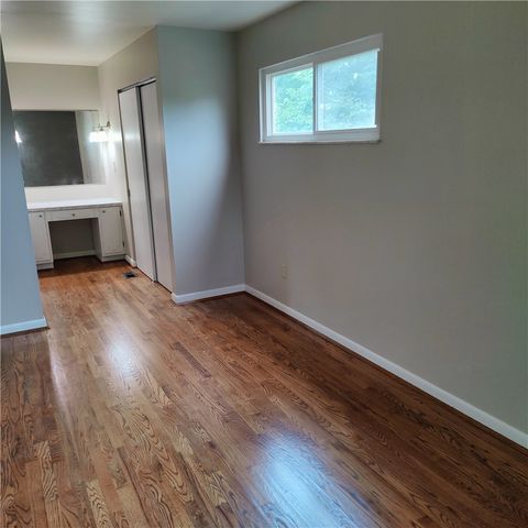 1016 Deer Creek Circle, West Carrollton, OH 45449