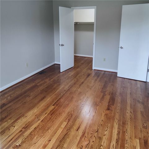 1016 Deer Creek Circle, West Carrollton, OH 45449