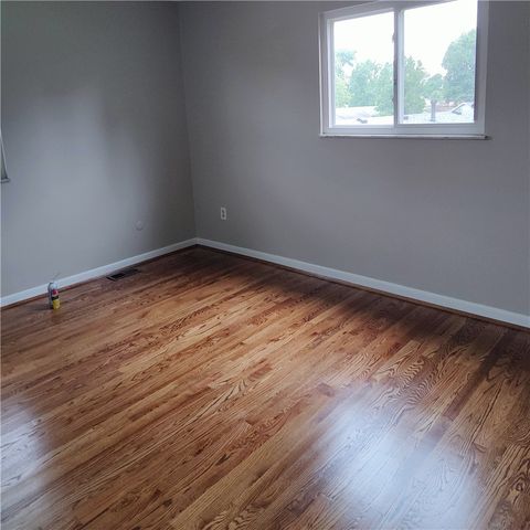 1016 Deer Creek Circle, West Carrollton, OH 45449