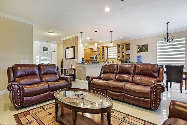 6401 SW 195th Avenue, Fort Lauderdale, FL 33332